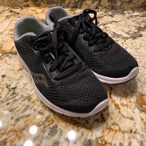 Saucony Grid Ideal running shoes